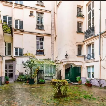 Evasion Sensorielle A L'ile Saint Louis Notre Dame De Appartamento